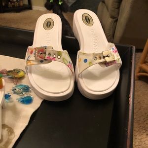 Pretty slides; original box; never worn.
